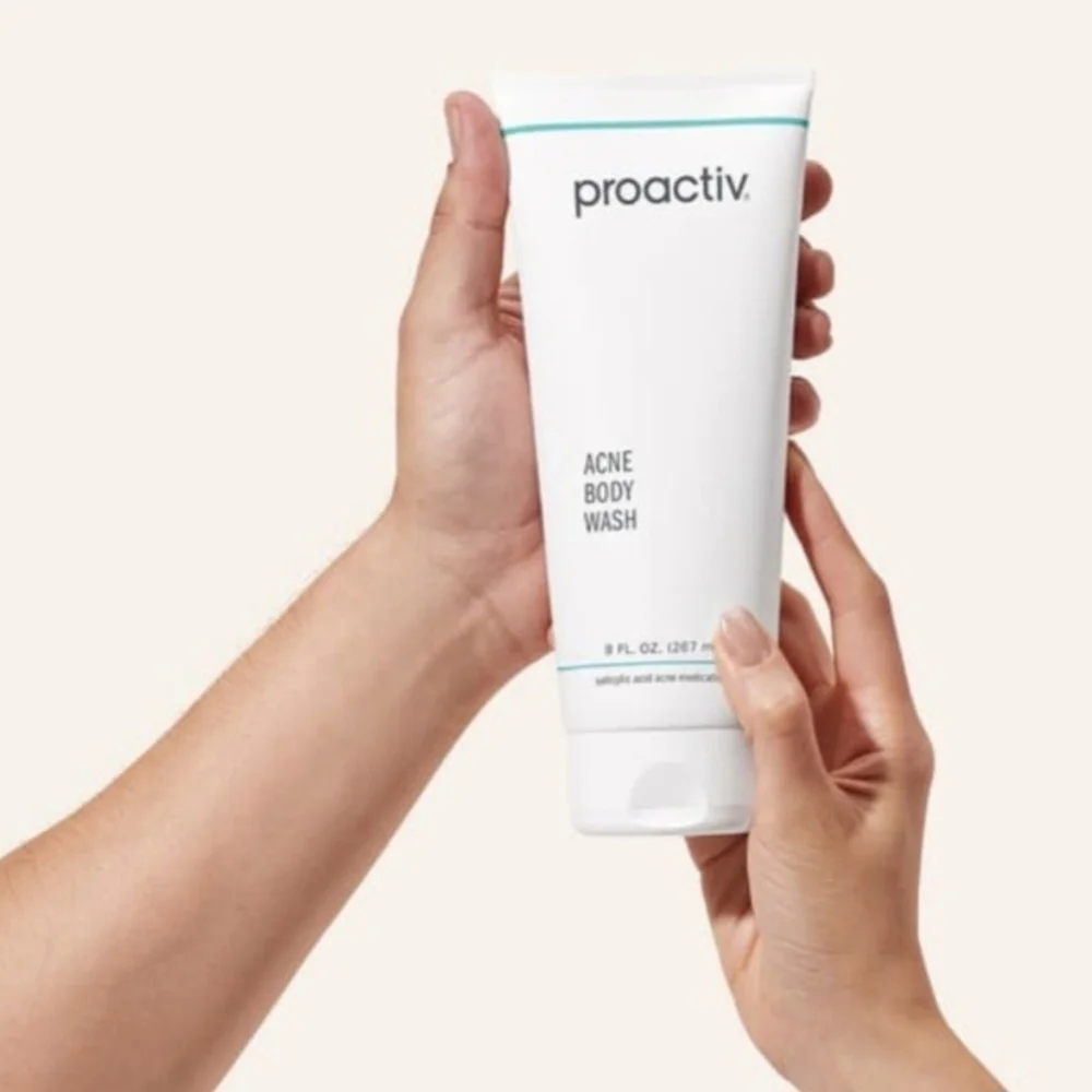 🎊🎊NEW🎊🎊 3FL OZ Proactiv Body Wash